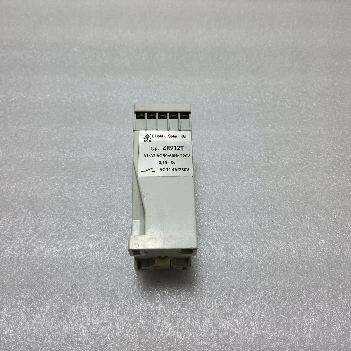 DOLD ZR912T TIME RELAY 220V