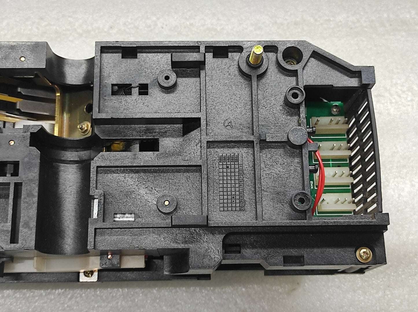MERLIN GERIN SCHNEIDER ST 318 S CONTROL TRIP UNIT 2500A ST318S