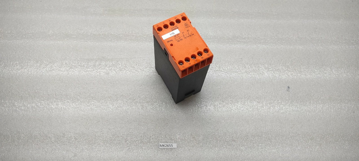DOLD BA9038.12 THERMISTOR MOTOR PROTECTION RELAY 0029738 120VAC