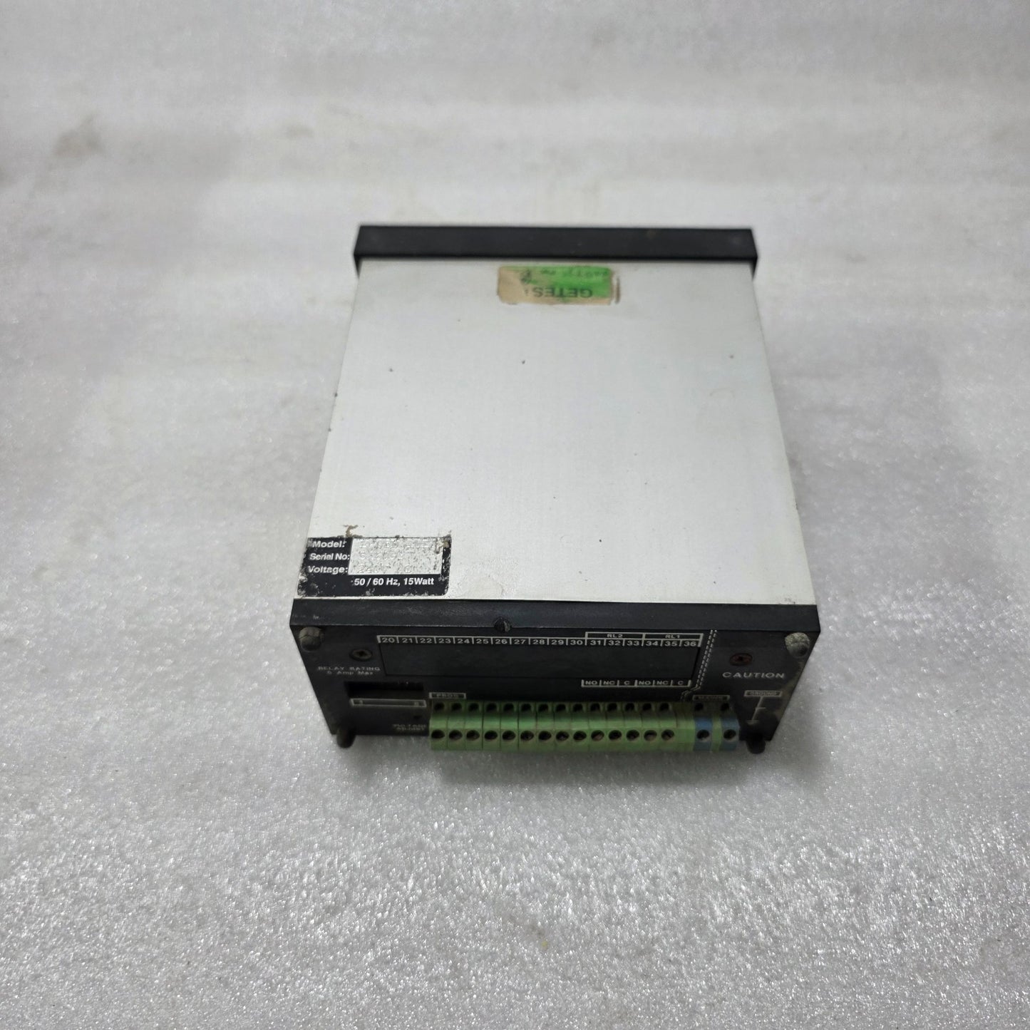 VAF INSTRUMENTS FLOW COMPUTER E405 DIGITAL FLOW INDICATOR