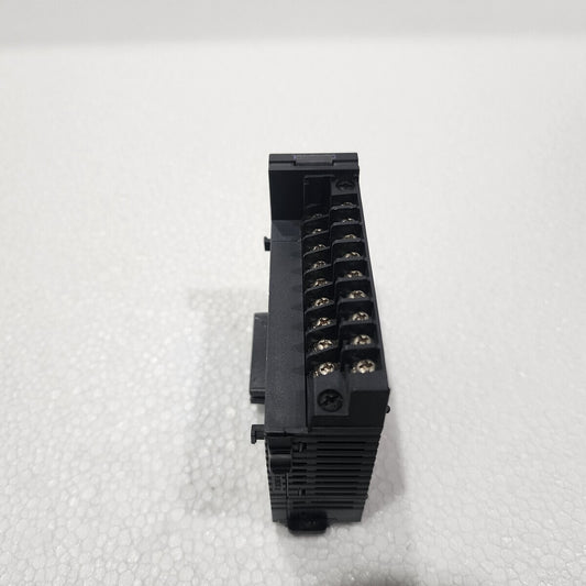 KEYENCE KV-B16TC OUTPUT MODULE