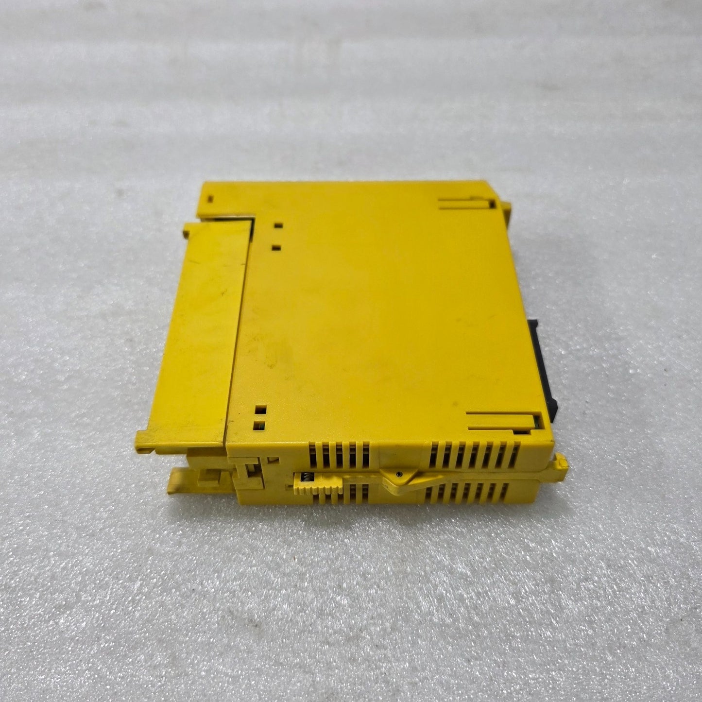 FANUC AID16D DIGITAL INPUT MODULE A03B-0807-C104