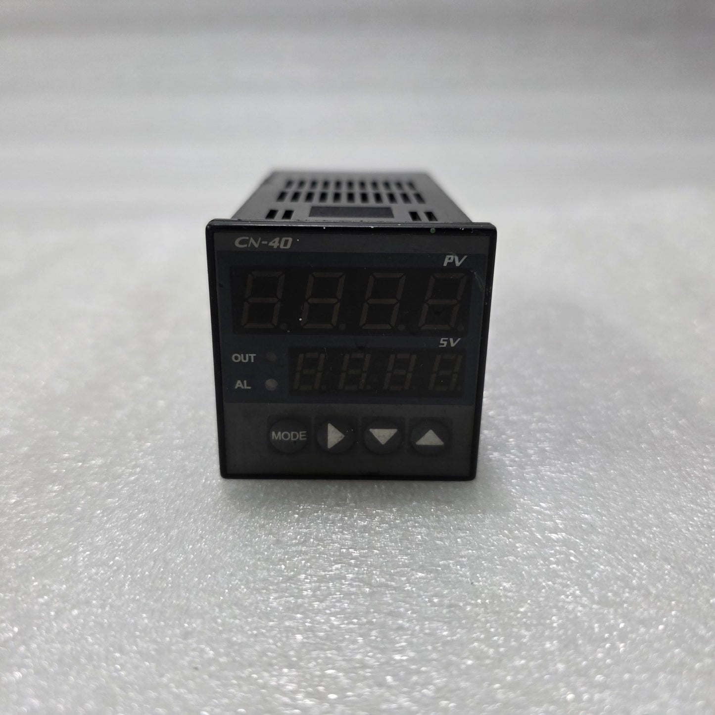 TOHO CN-40 DIGITAL TEMPERATURE CONTROLLER 100–240V AC PID CONTROLLER