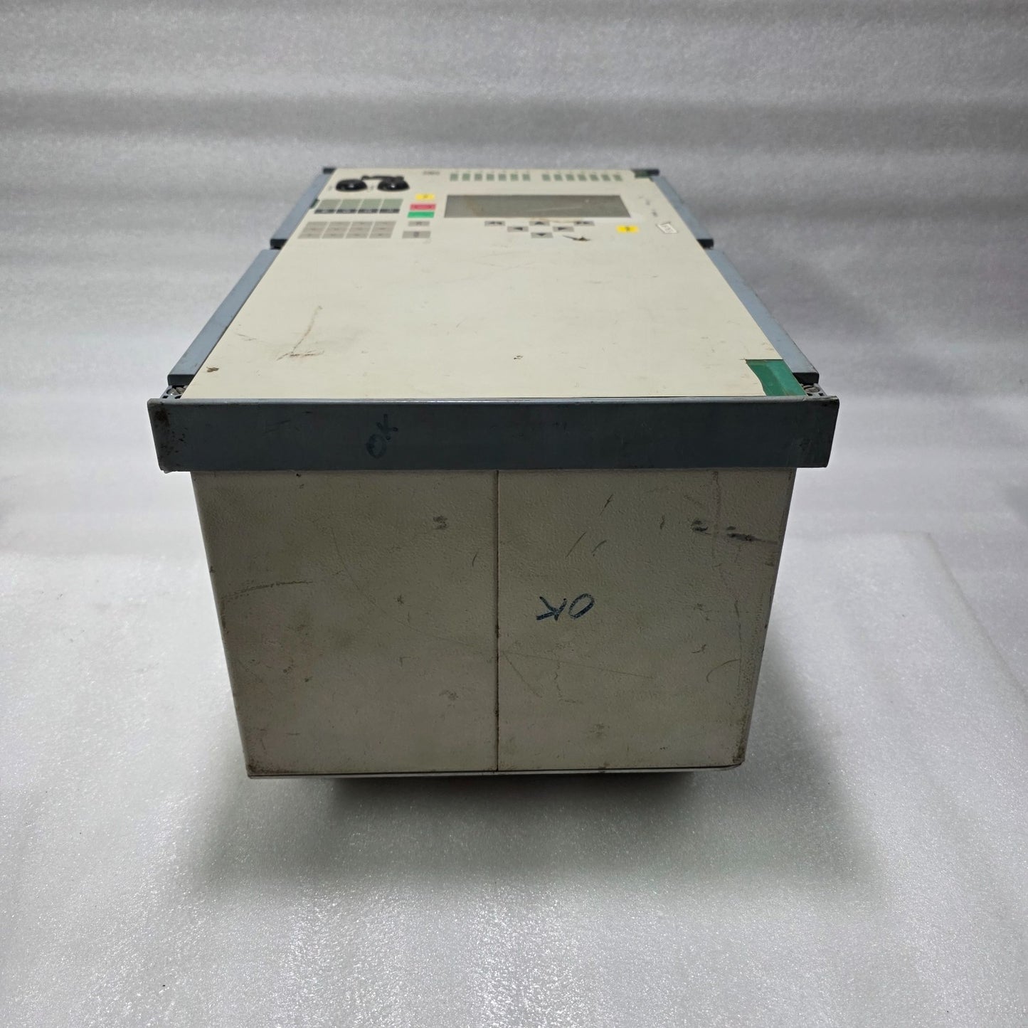 SIEMENS SIPROTEC 7UT6331-4EB92-2BC3 TRANSFORMER DIFFERENTIAL PROTECTION RELAY