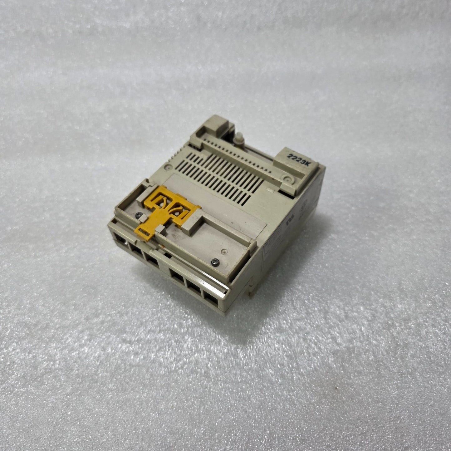 OMRON H2F‑DFC GENERAL USE TIME SWITCH – 24-HOUR MOTOR TIMER SWITCH, 15 A 250 VAC