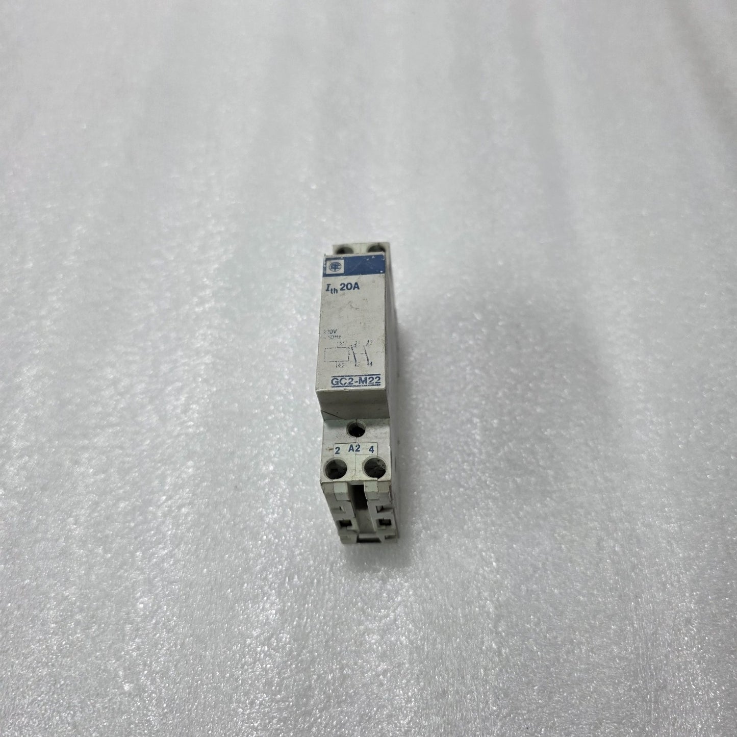 TELEMECANIQUE GC2-M22 MODULAR CONTACTOR RELAY 20A 230V AC COIL DIN RAIL MOUNT
