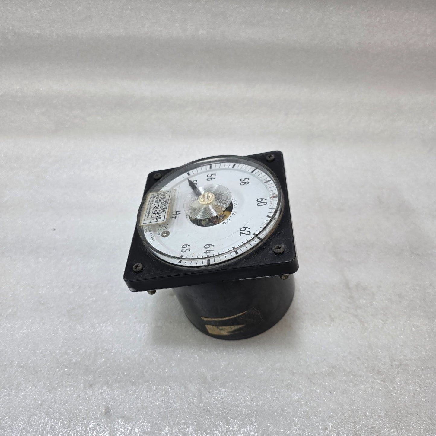 TOYO KEIKI FVF-11 55–65 HZ ANALOG FREQUENCY METER 110V CLASS 0.5