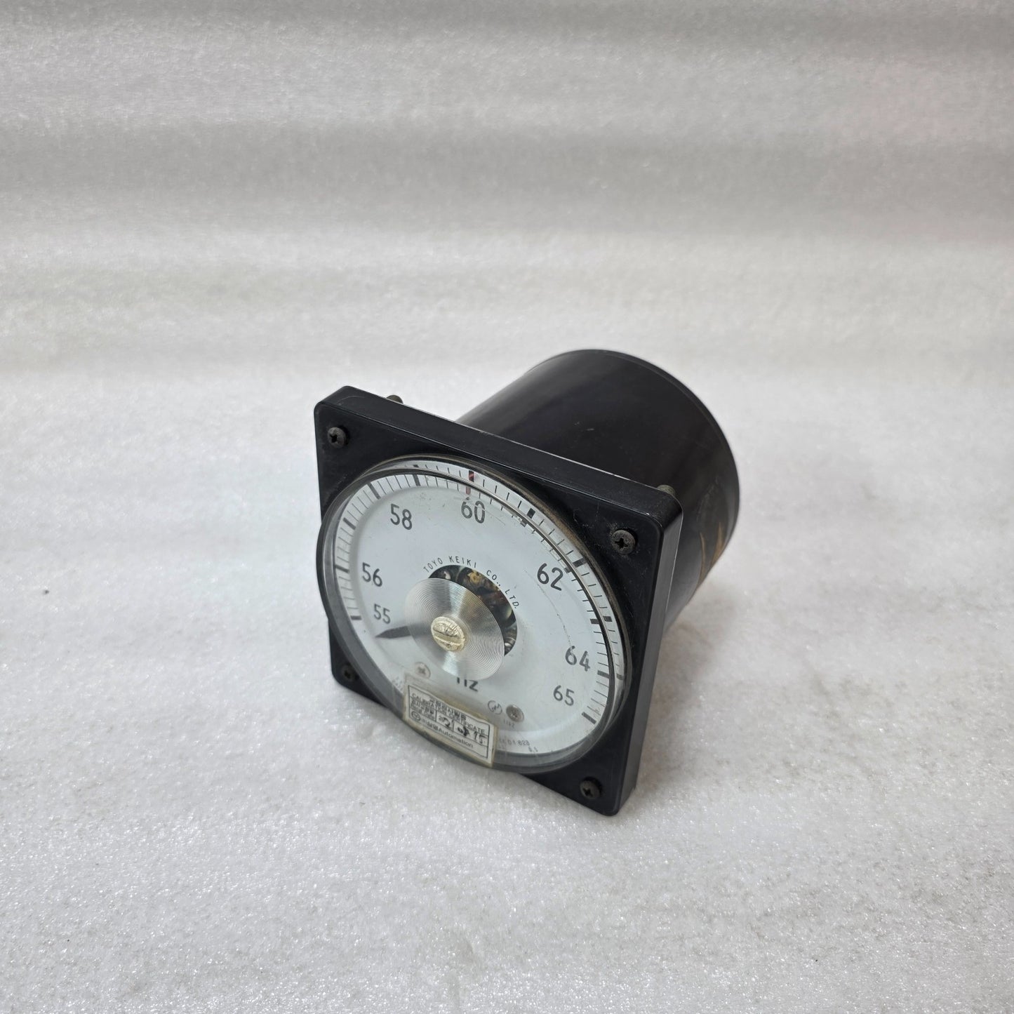 TOYO KEIKI FVF-11 55–65 HZ ANALOG FREQUENCY METER 110V CLASS 0.5