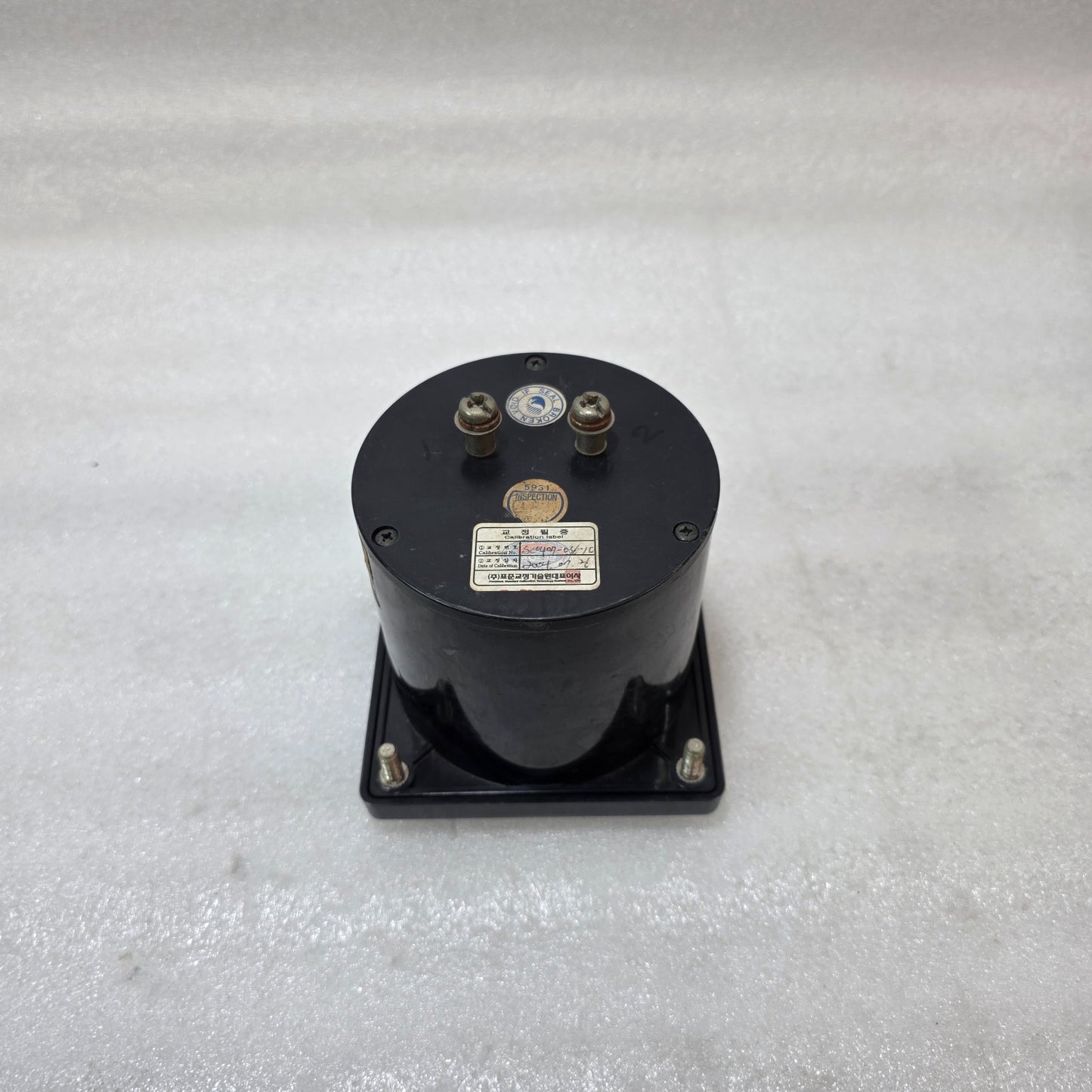 TOYO KEIKI FVF-11 55–65 HZ ANALOG FREQUENCY METER 110V CLASS 0.5