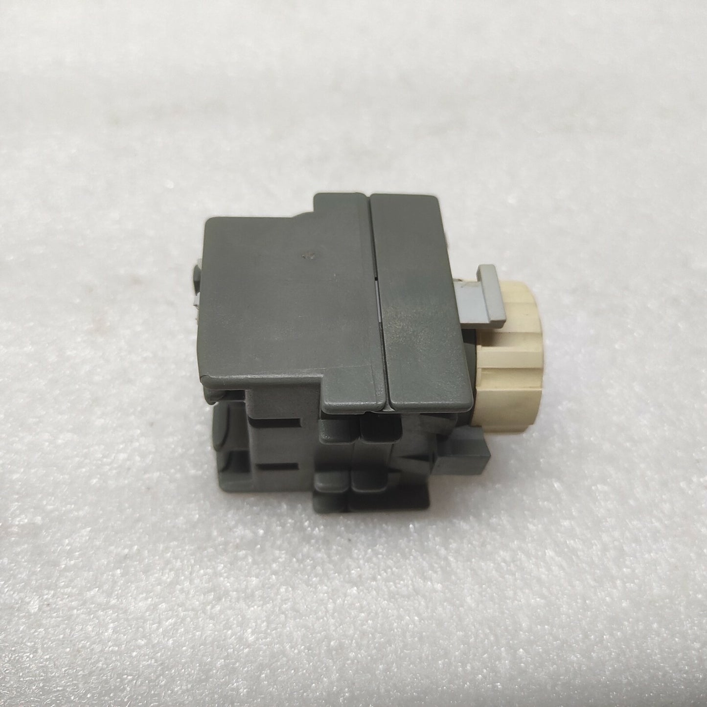 ABB TP40DA CONTACTOR TIMER 1SBN020300R1000  0.1-40SEC