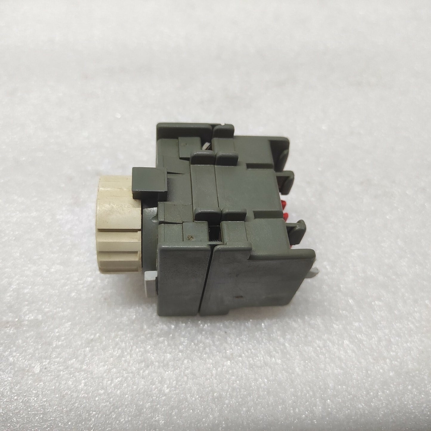 ABB TP40DA CONTACTOR TIMER 1SBN020300R1000  0.1-40SEC