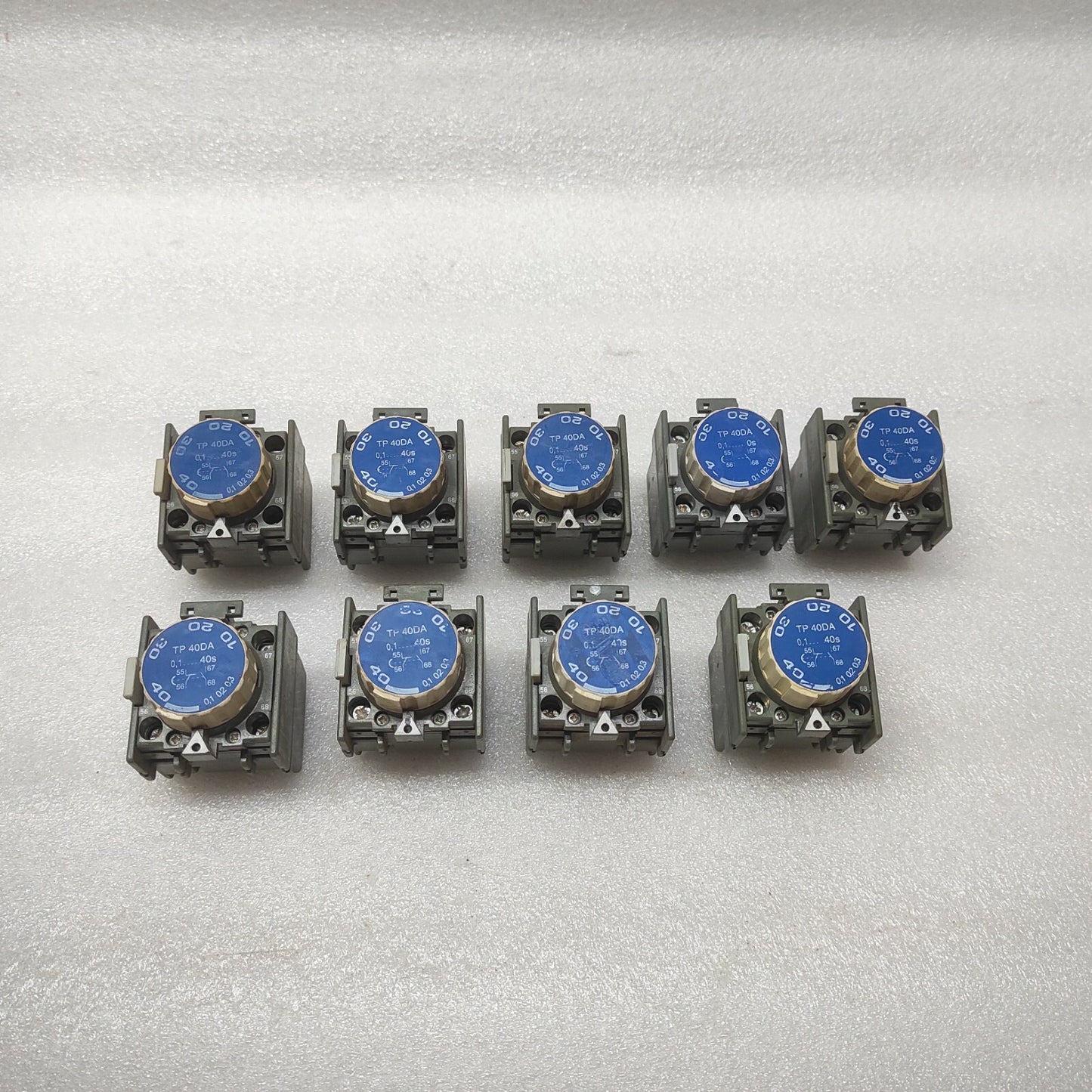 ABB TP40DA CONTACTOR TIMER 1SBN020300R1000  0.1-40SEC