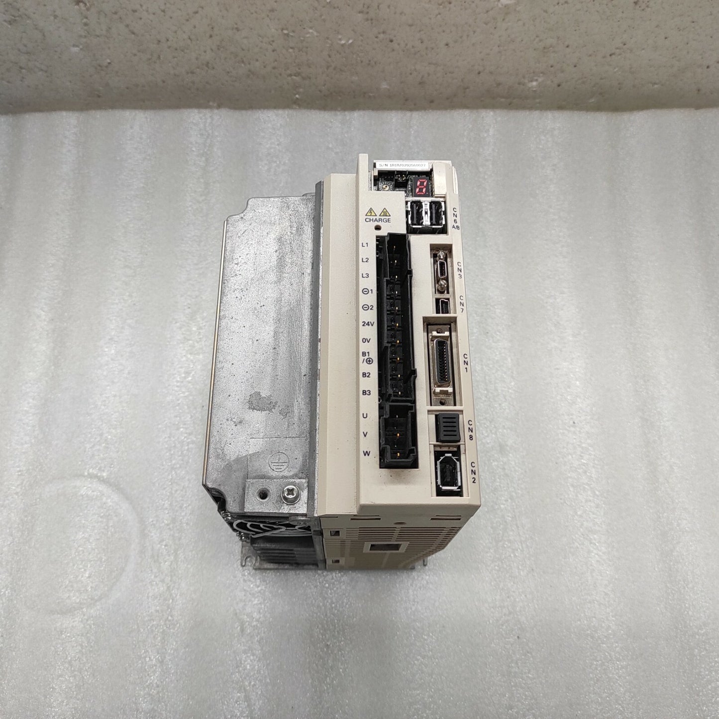 YASKAWA SGDV-1R9D11A020000 SERVOPACK