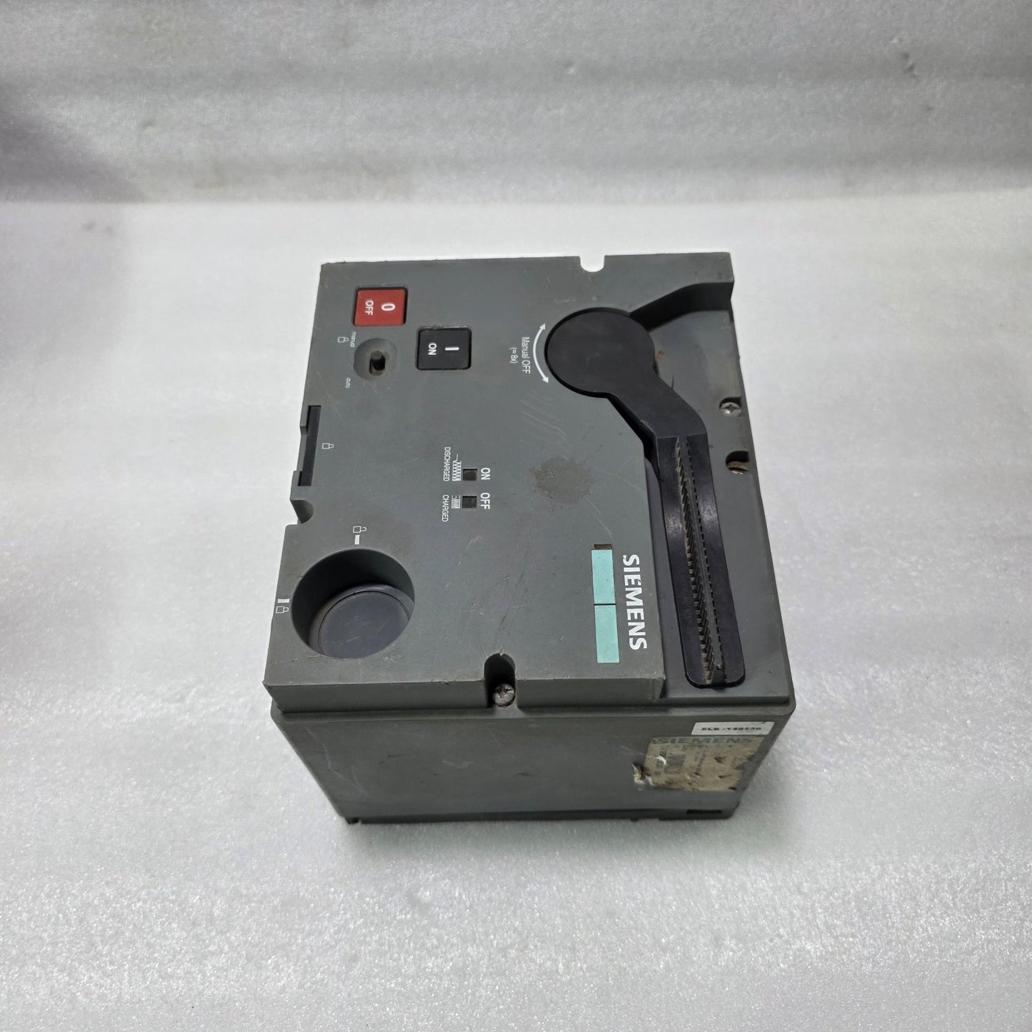 SIEMENS 3VL9600-3MQ00 MOTOR OPERATOR FOR 3VL MCCB | AUTOMATIC ON/OFF MECHANISM |