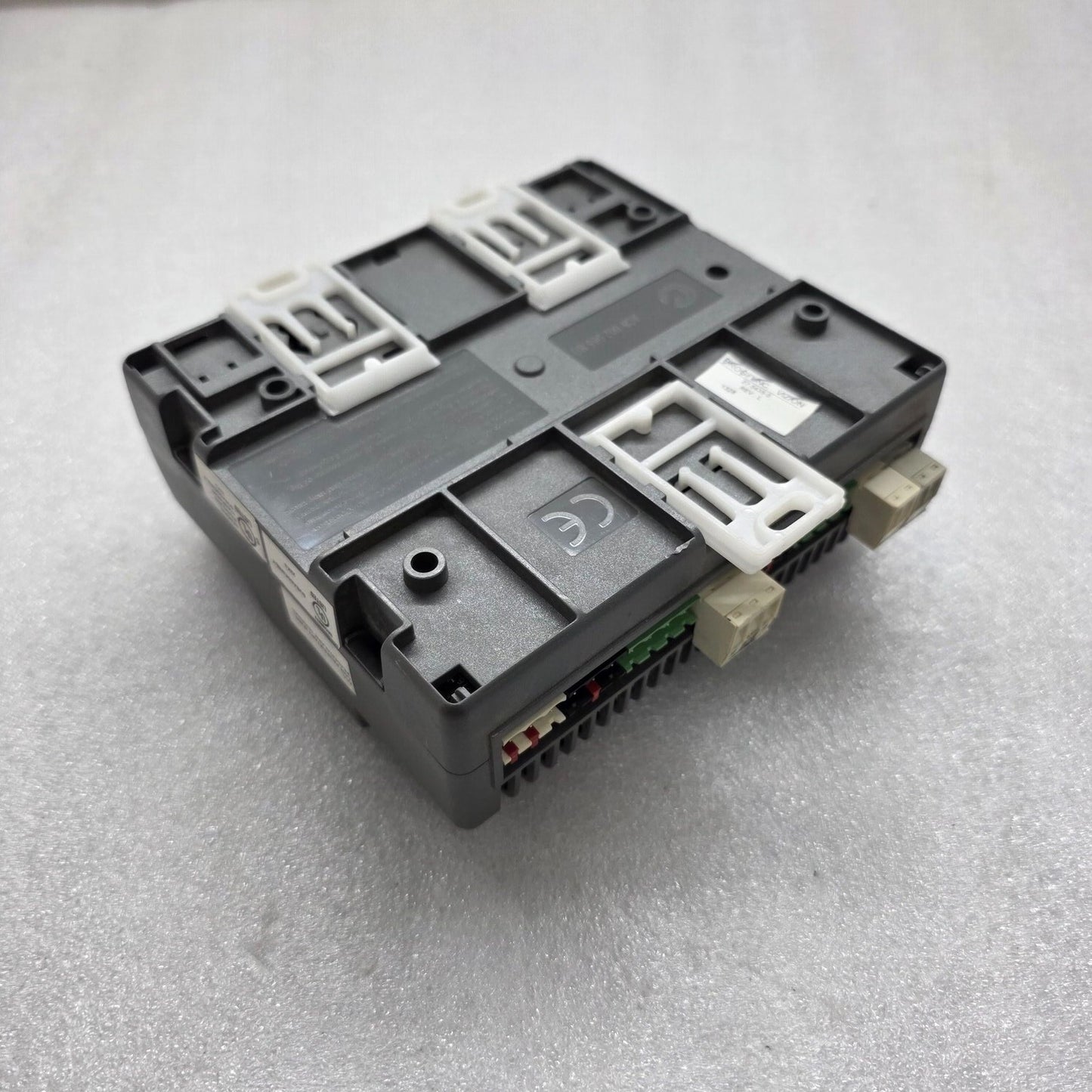JOHNSON CONTROLS S300-DIN-RDR2SA CONTROLLER 12-24VDC/16-24VAC