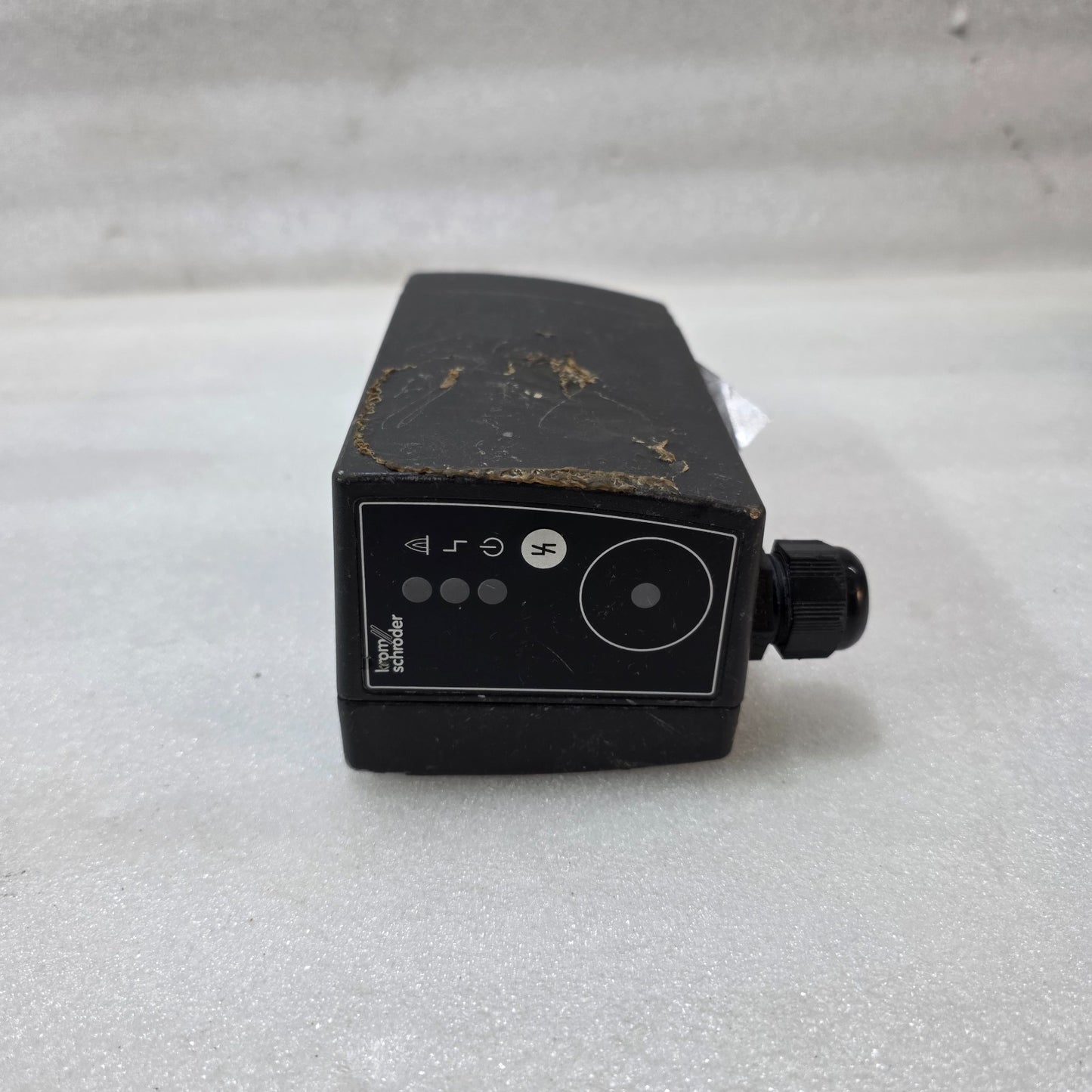 KROMSCHRÖDER UVC1 D1G1A UV FLAME DETECTOR 84320301 | 100–230VAC