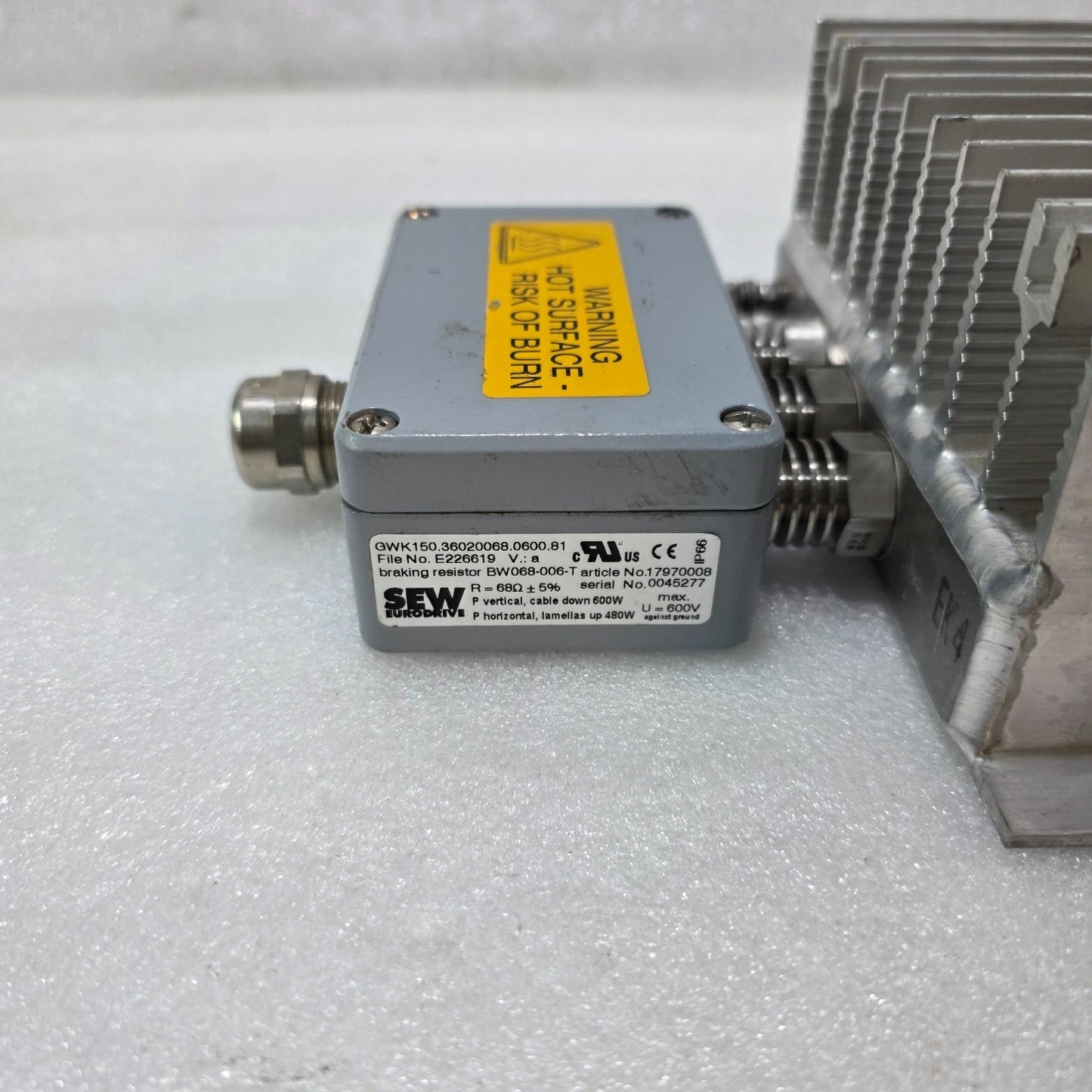 SEW EURODRIVE BW068-006-T BRAKING RESISTOR 68Ω 600W | ARTICLE NO. 17970008