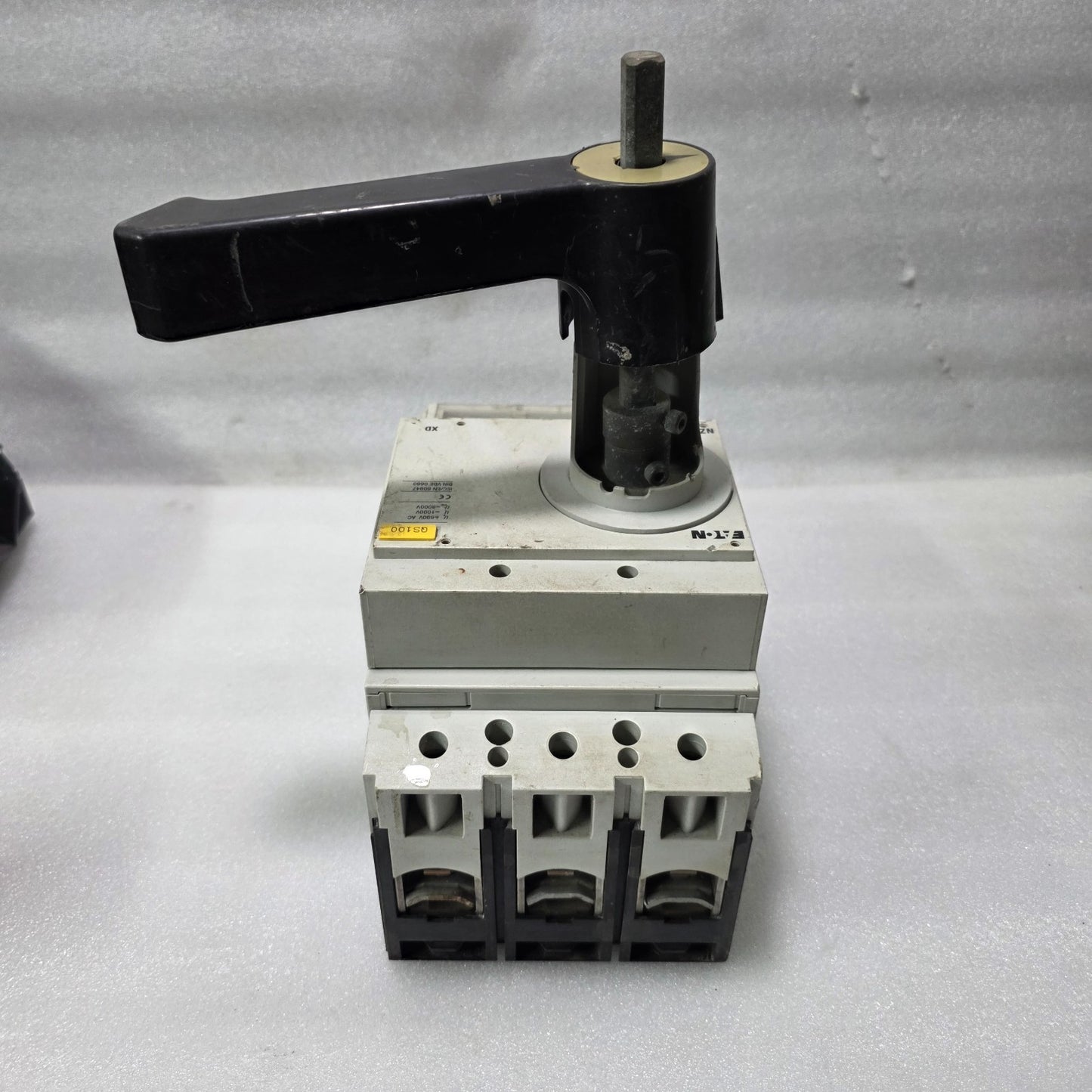 EATON NZM3 400A MCCB WITH CS100 TRIP UNIT | 690V AC / 1000V INSULATION
