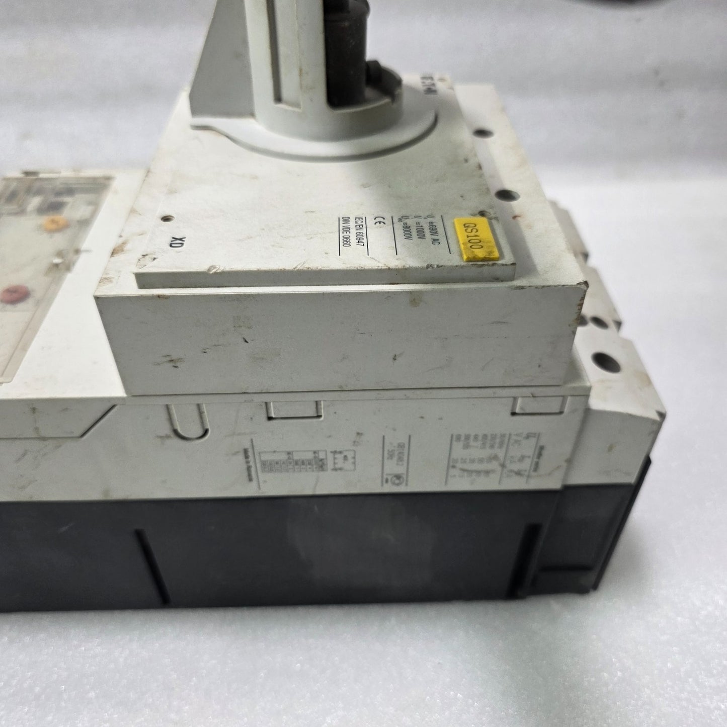 EATON NZM3 400A MCCB WITH CS100 TRIP UNIT | 690V AC / 1000V INSULATION