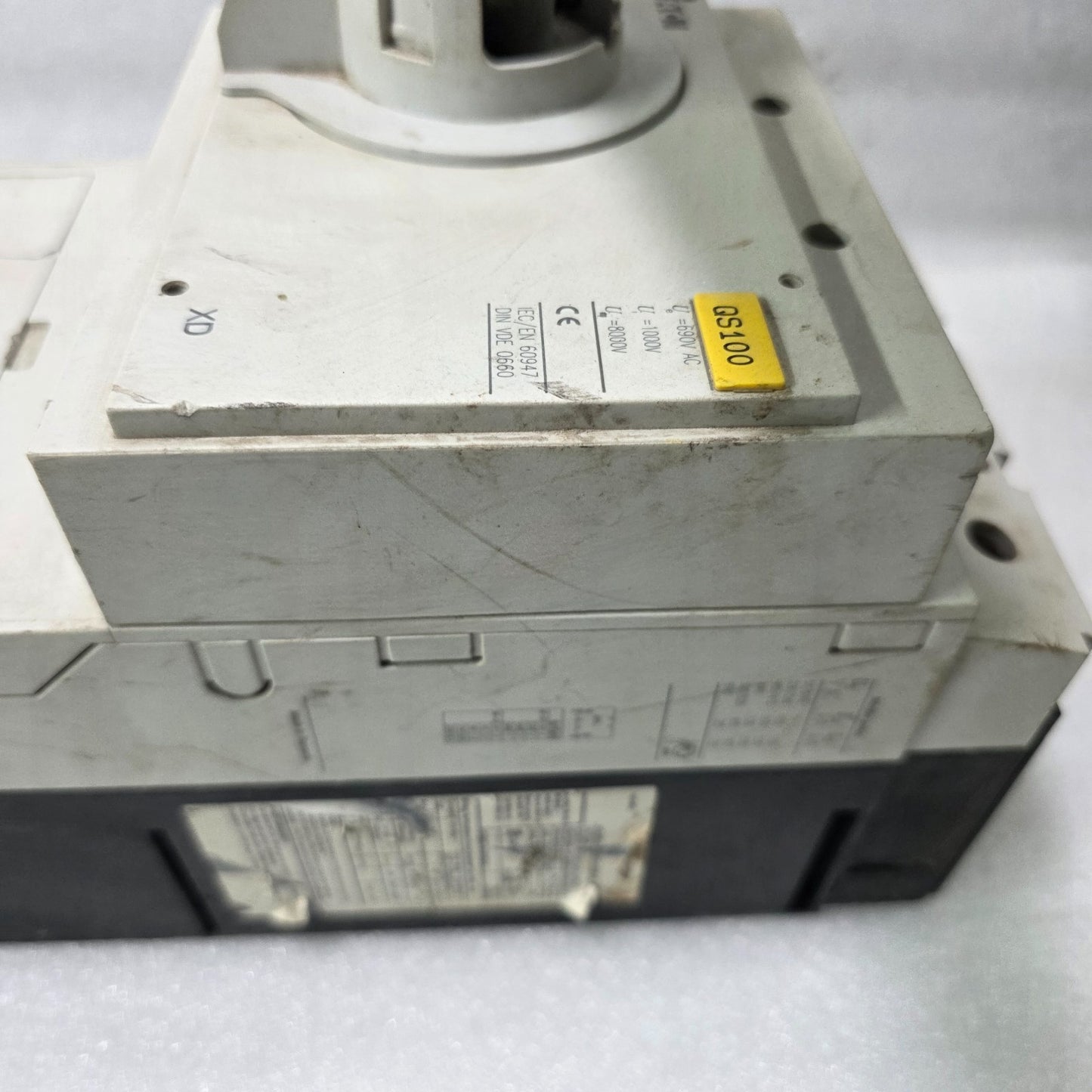 EATON NZM3 600A MOLDED CASE CIRCUIT BREAKER (MCCB) | 690V AC / 1000V RATED