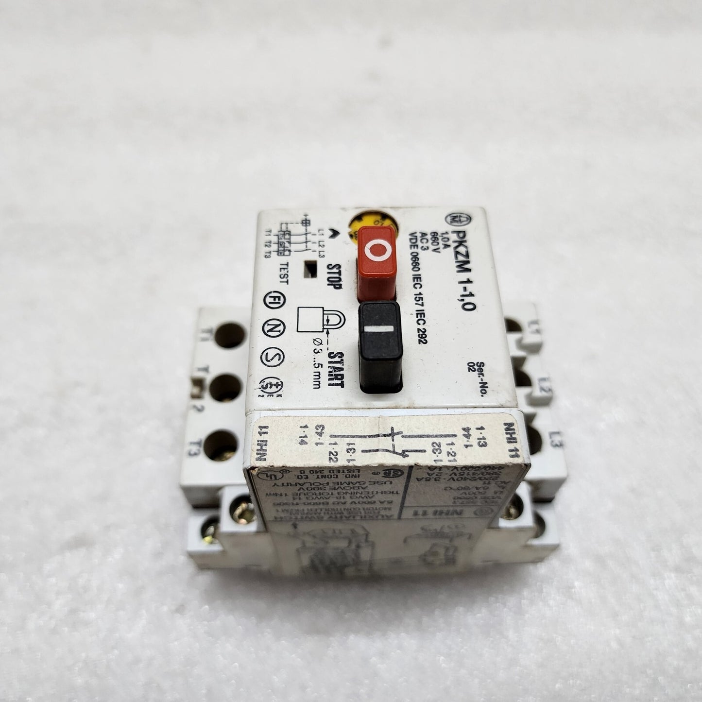 MOELLER PKZM 1-1.0 MANUAL MOTOR STARTER 0.6-1 A
