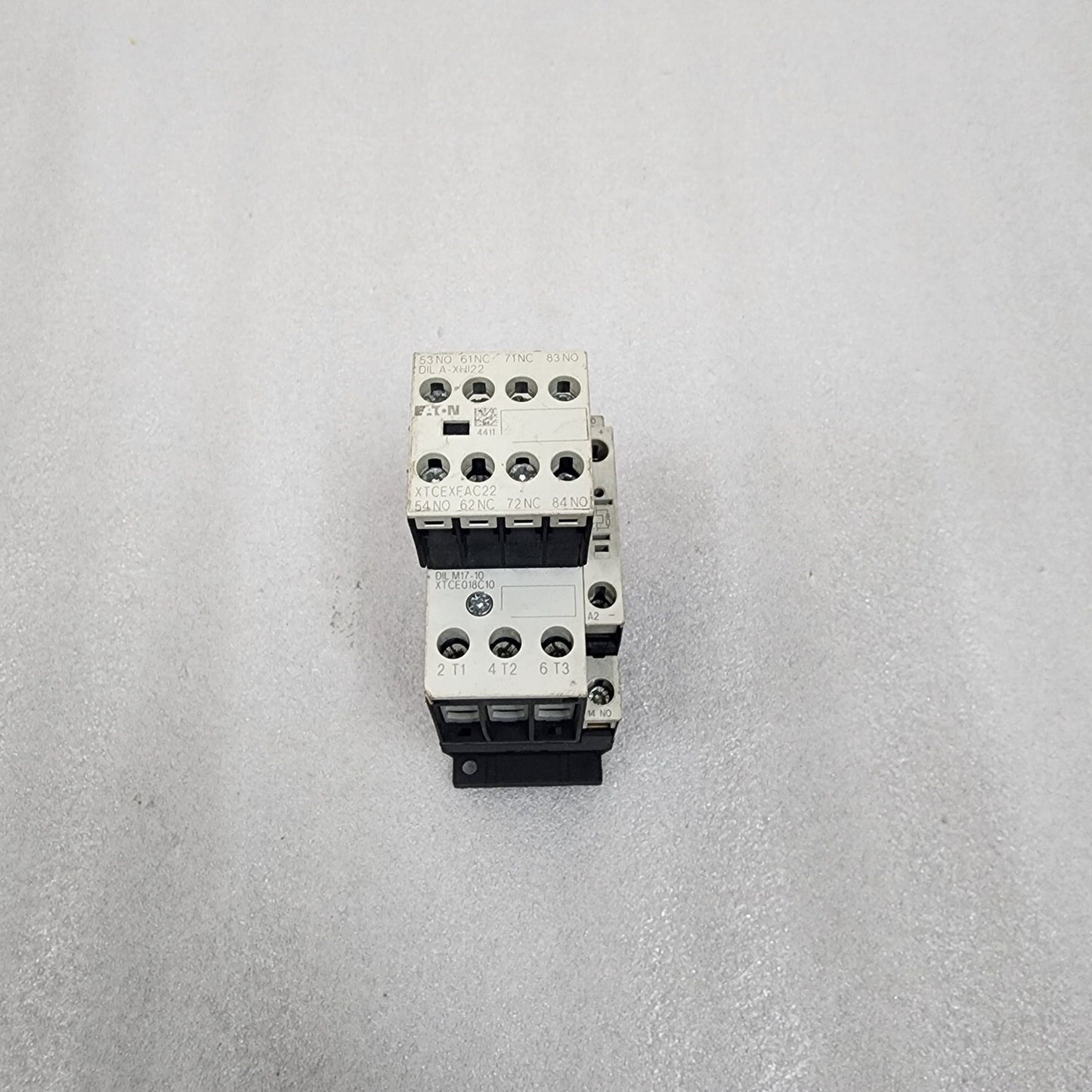 EATON DIL M17-10 3-POLE CONTACTOR XTCE018C10 24-27VDC XTCEXFAC22