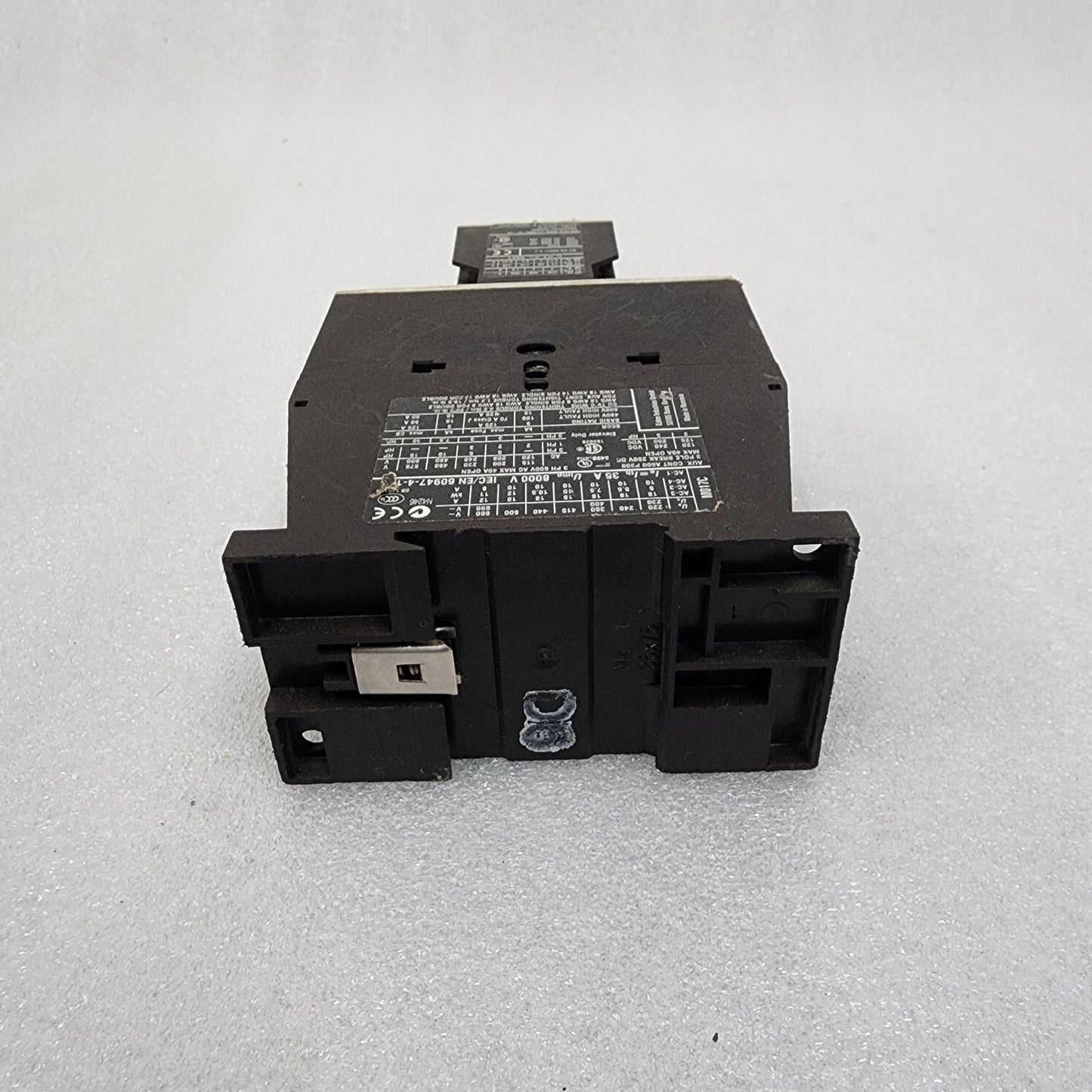 EATON DIL M17-10 3-POLE CONTACTOR XTCE018C10 24-27VDC XTCEXFAC22