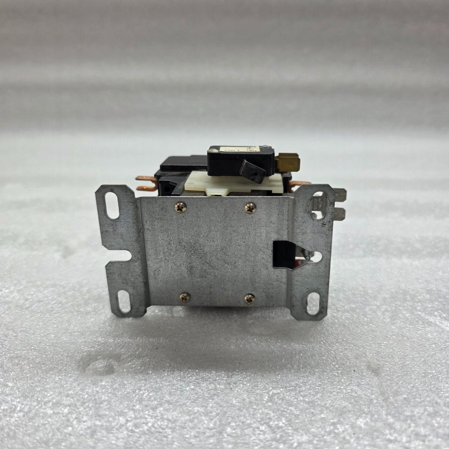 FASCO C3M40B 3-POLE MAGNETIC CONTACTOR 120V
