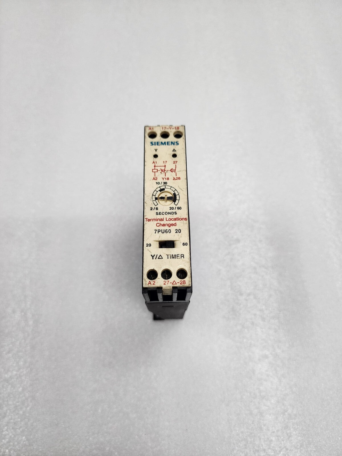 SIEMENS 7PU60 20-3NN2 TIMER 2-20S/6-60S