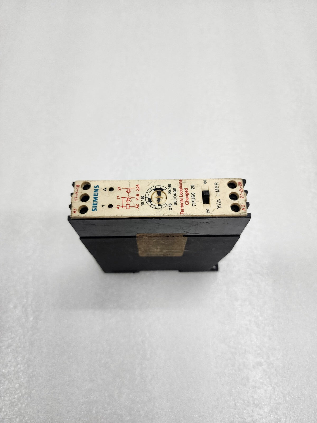SIEMENS 7PU60 20-3NN2 TIMER 2-20S/6-60S