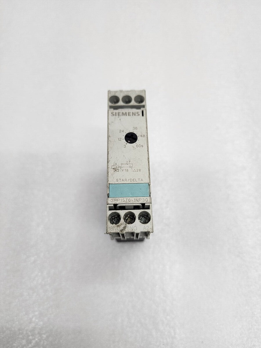 SIEMENS 3RP1576-1NP30 STAR DELTA TIMER