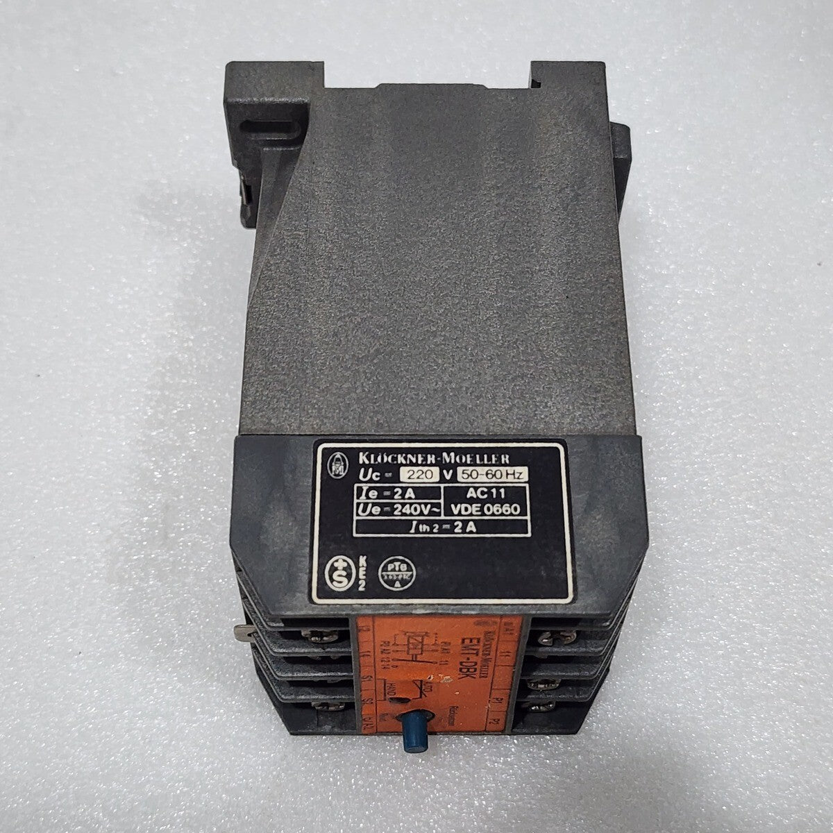 MOELLER EMT-DBK OVERLOAD RELAY 220V