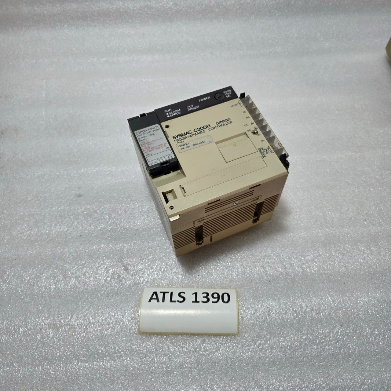 OMRON C200H-CPU03 CPU MODULE / PROGRAMMABLE CONTROLLER 24VDC