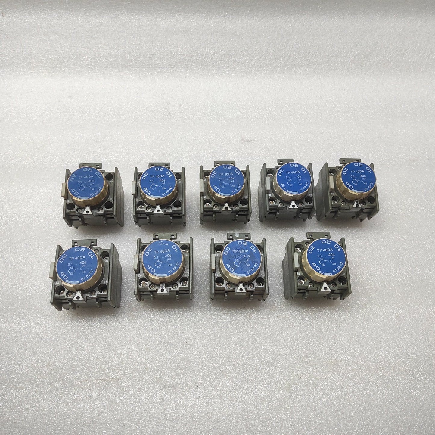 ABB TP40DA CONTACTOR TIMER 1SBN020300R1000  0.1-40SEC