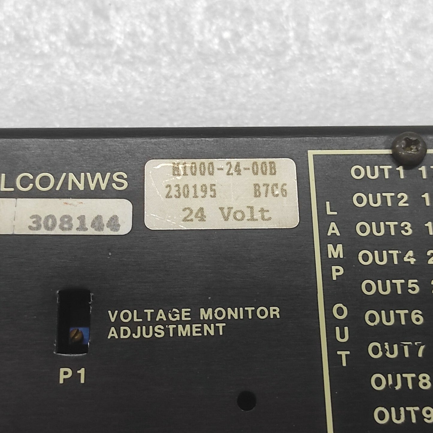Selco M1000-24-00B Alarm Annunciator 24V DC M10002400B