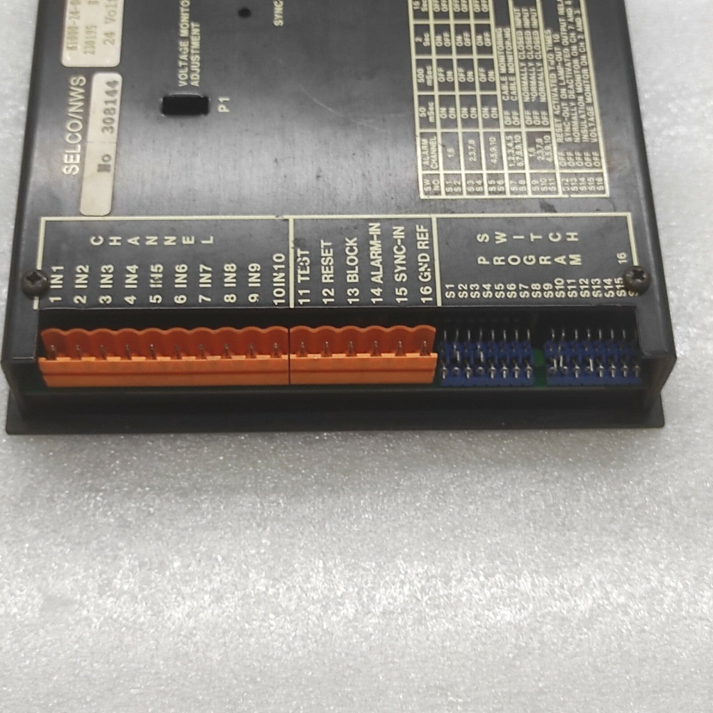 Selco M1000-24-00B Alarm Annunciator 24V DC M10002400B