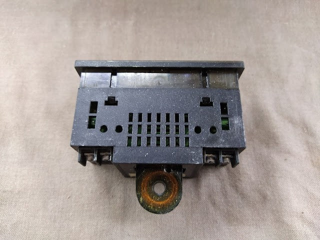 MULTISPAN AV-31 DIGITAL AMPERE METER 230 VAC