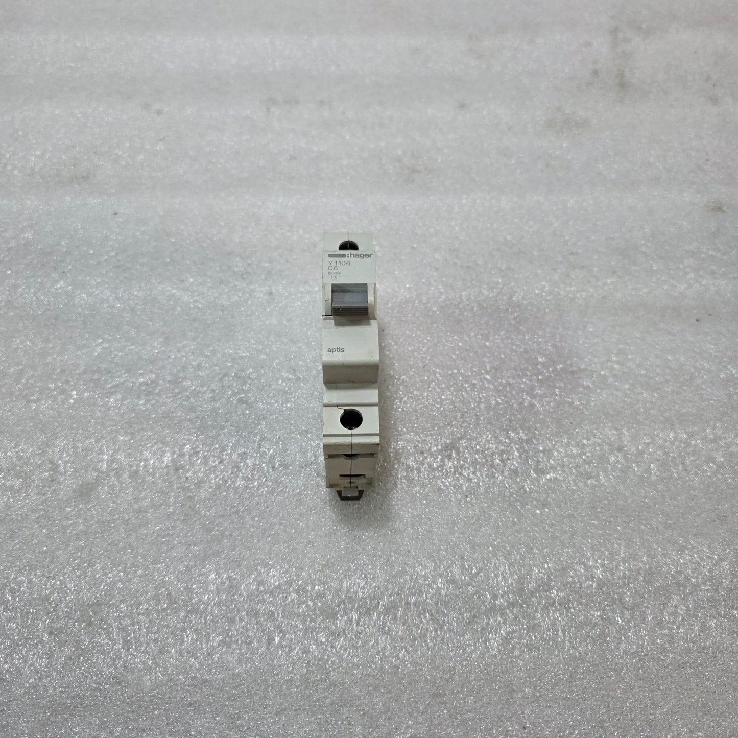 HAGER APTIS Y1106 C6 SINGLE POLE MINIATURE CIRCUIT BREAKER (MCB) 6A 6KA