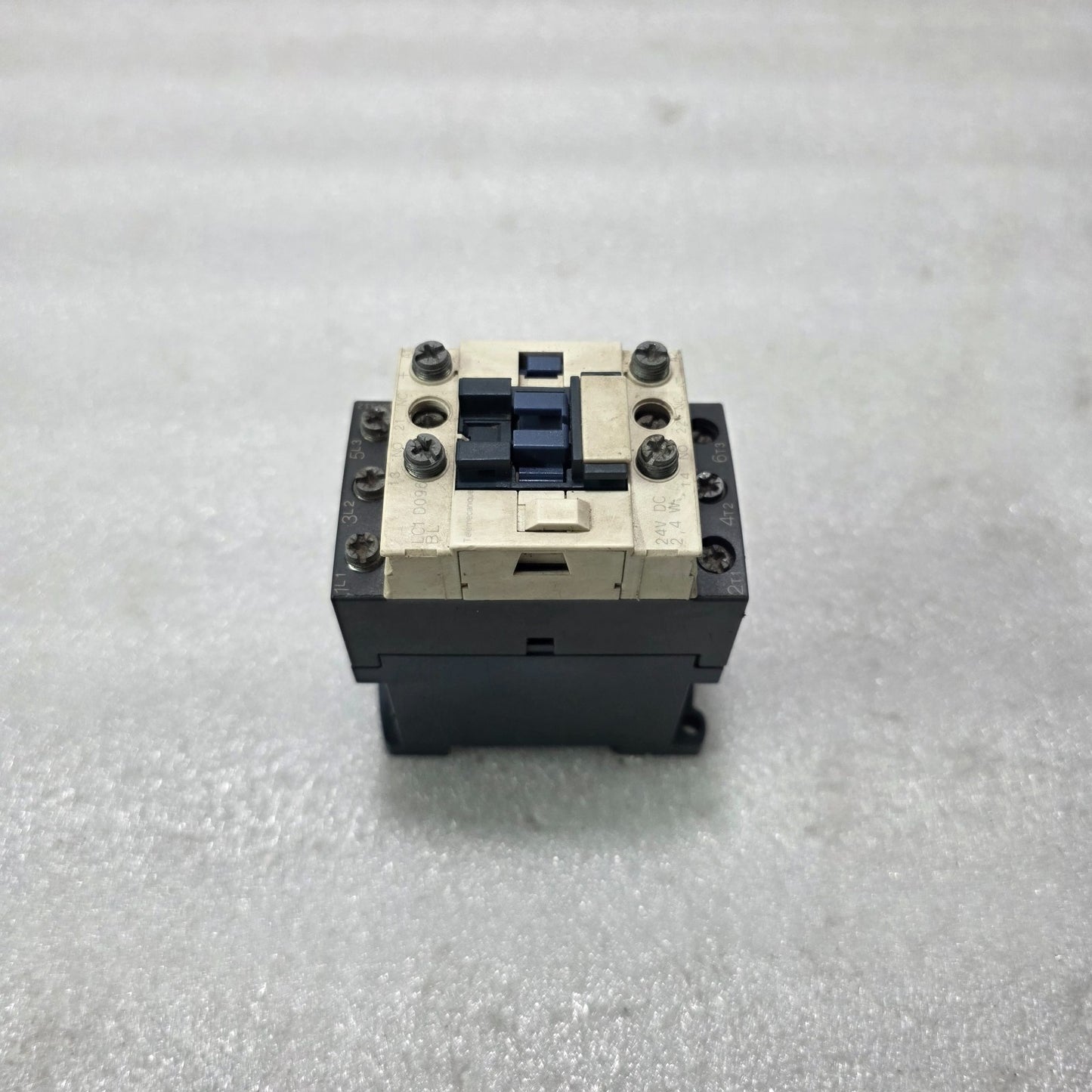 TELEMECANIQUE LC1D096BL CONTACTOR WITH LAD4TBDL 24V DC