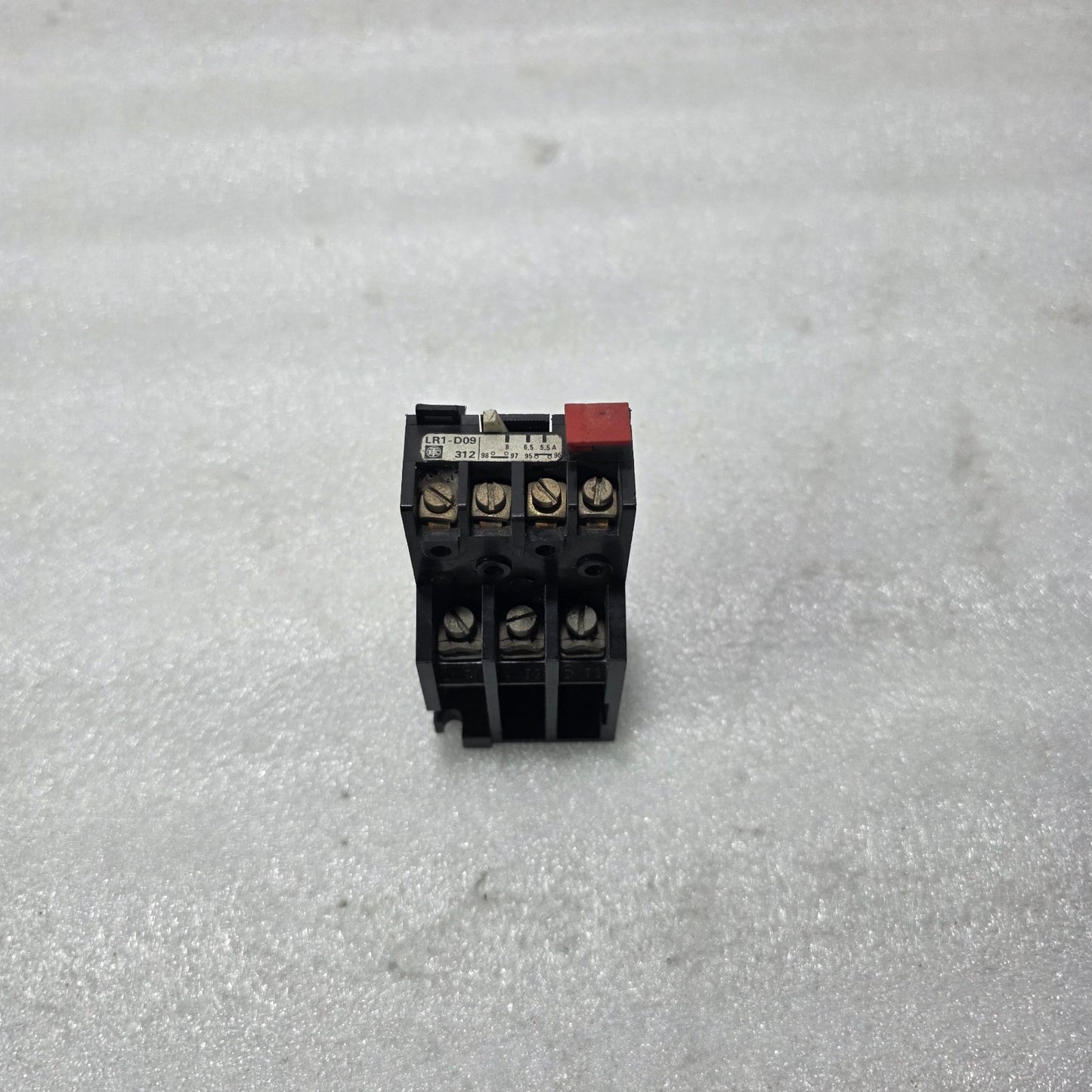 TELEMECANIQUE LR1-D09 THERMAL OVERLOAD RELAY 5.5–8A MOTOR PROTECTION RELAY FOR C