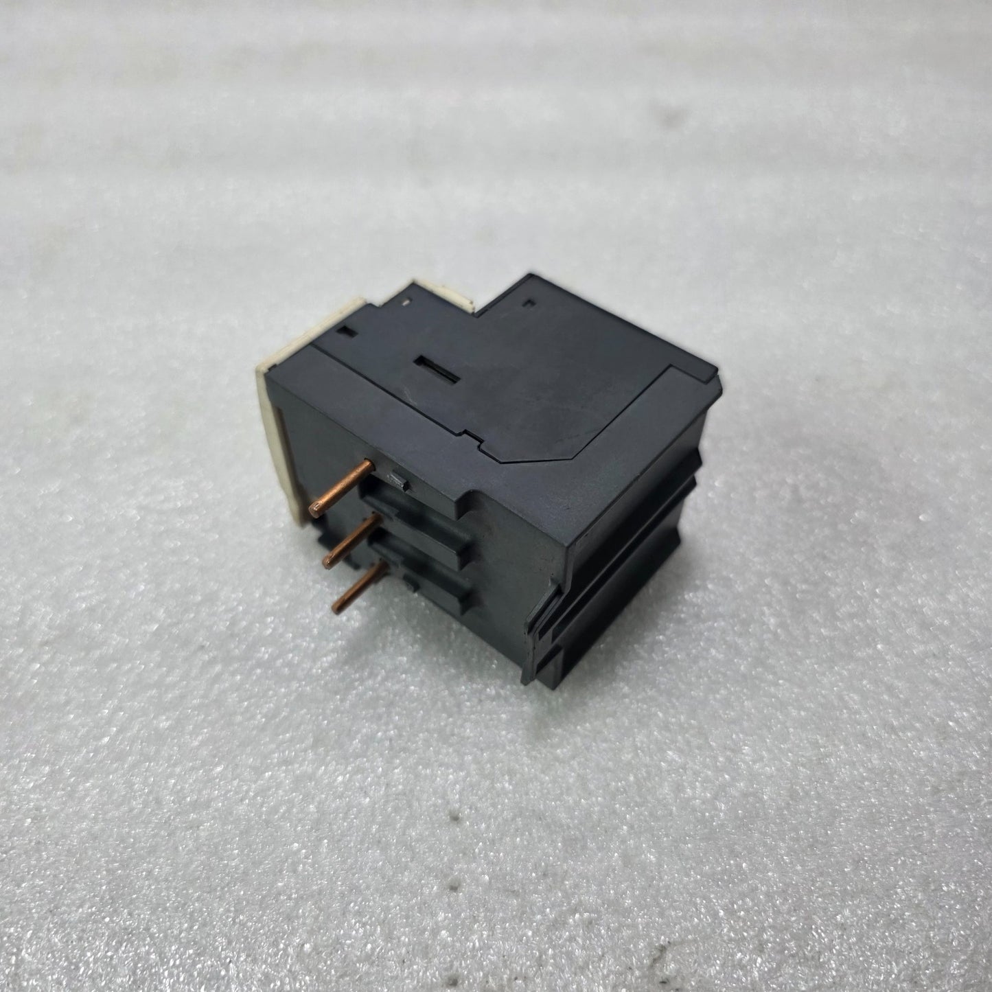 S ELECTRIC CA3KN40BD AUXILIARY CONTROL RELAY CONTACTOR 24V DC 4NO