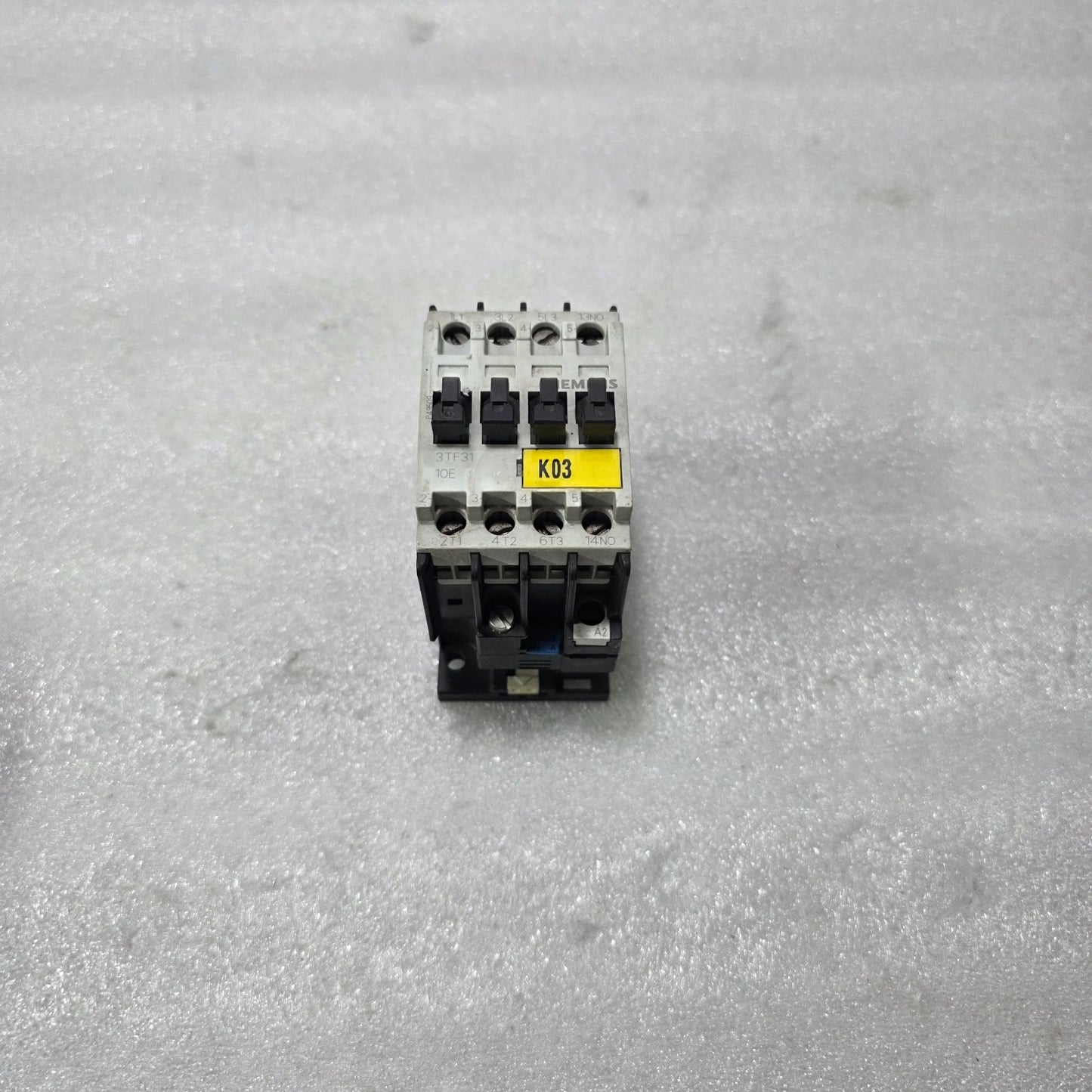 SIEMENS 3TF3110-0A 3-POLE POWER CONTACTOR 220V 50HZ / 264V 60HZ