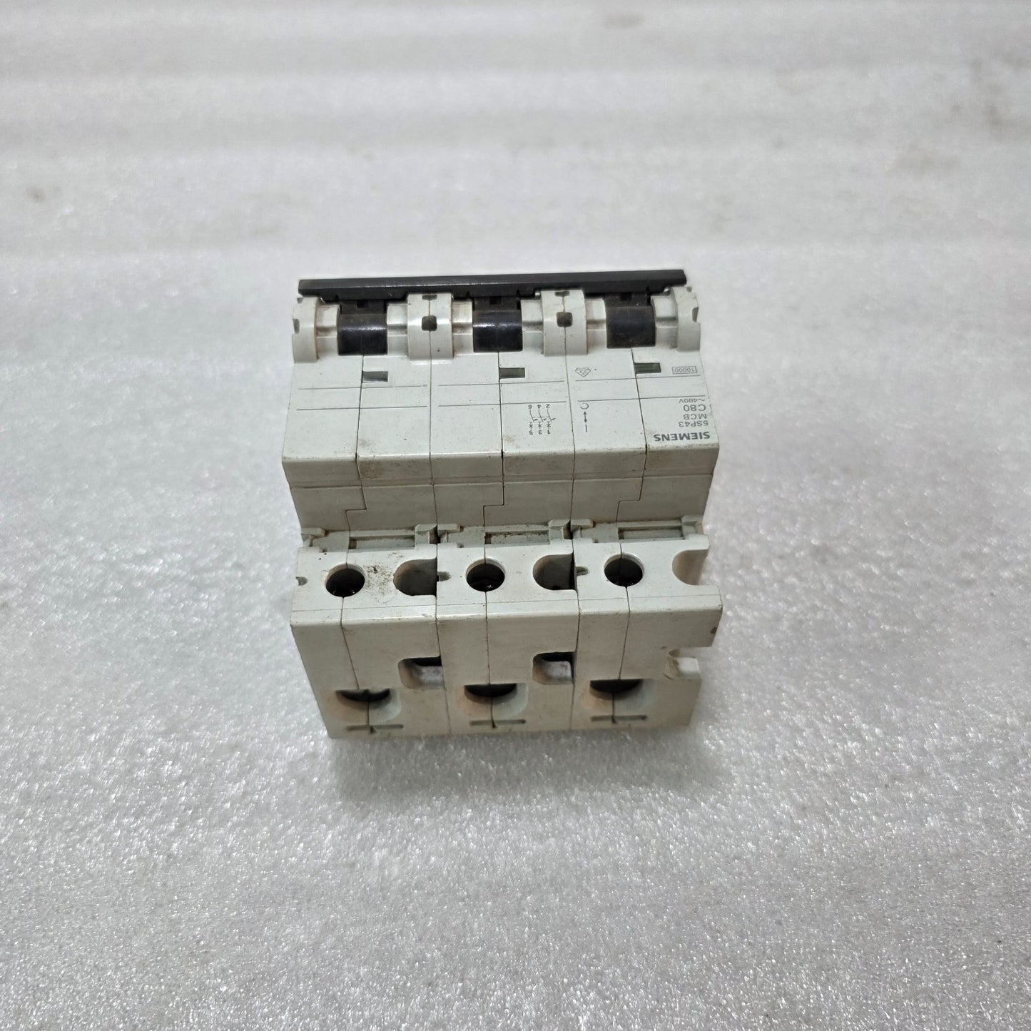 SIEMENS 5SP4380-7 80A 3-POLE TYPE C MCB 480V 10KA INDUSTRIAL CIRCUIT BREAKER