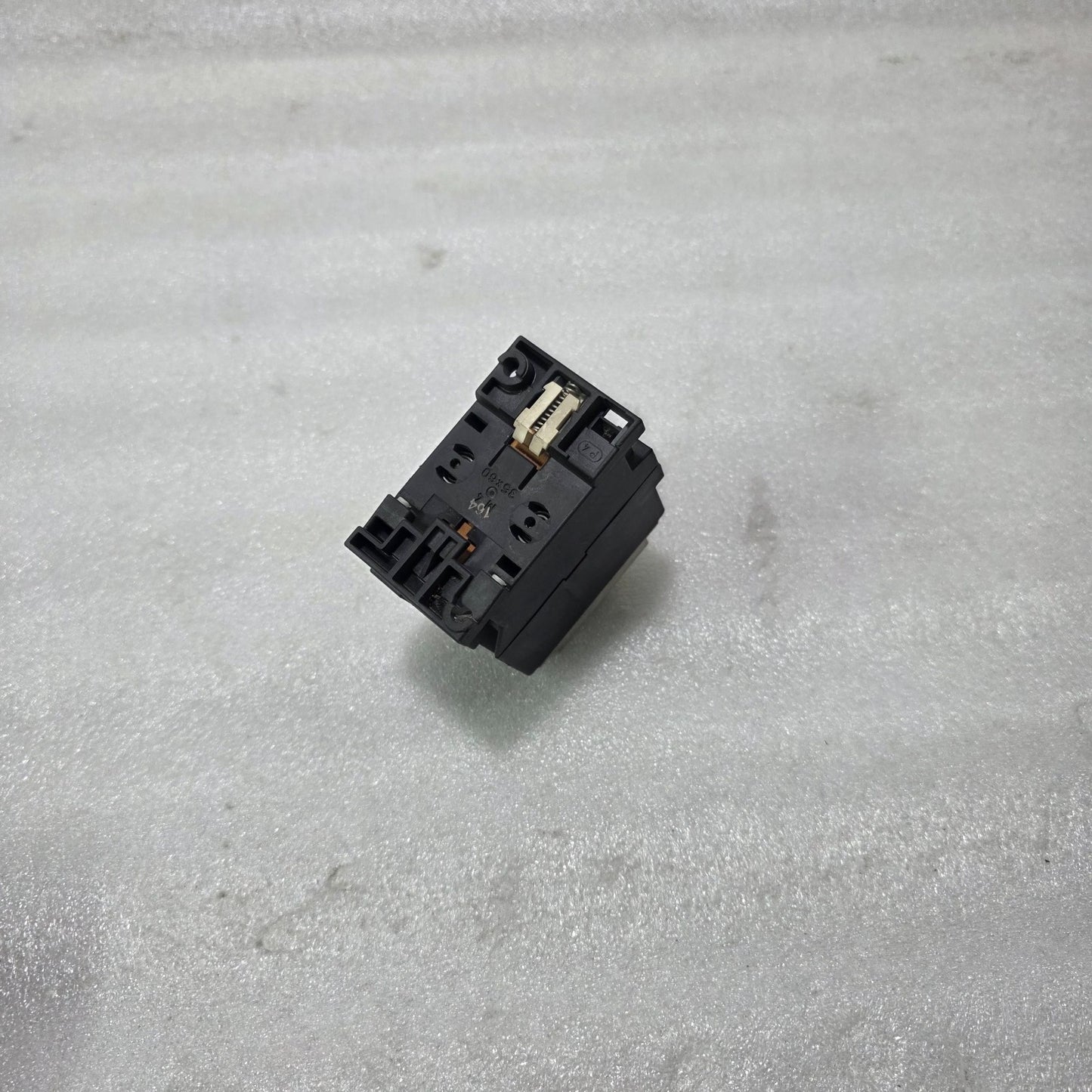 SIEMENS 3TF3110-0A 3-POLE POWER CONTACTOR 220V 50HZ / 264V 60HZ
