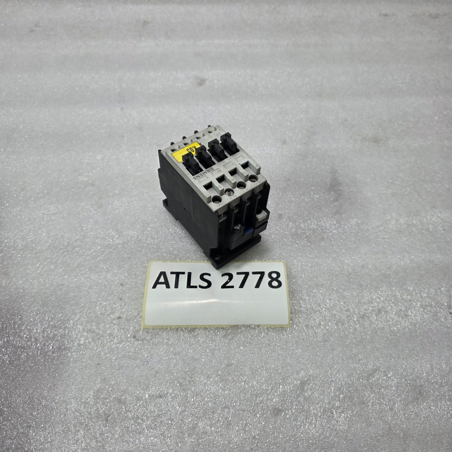 SIEMENS 3TF3110-0A 3-POLE POWER CONTACTOR 220V 50HZ / 264V 60HZ
