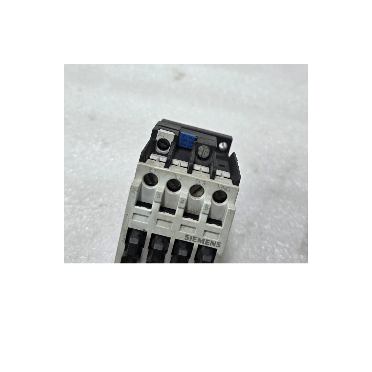 SIEMENS 3TF3110-0A 3-POLE POWER CONTACTOR 220V 50HZ / 264V 60HZ