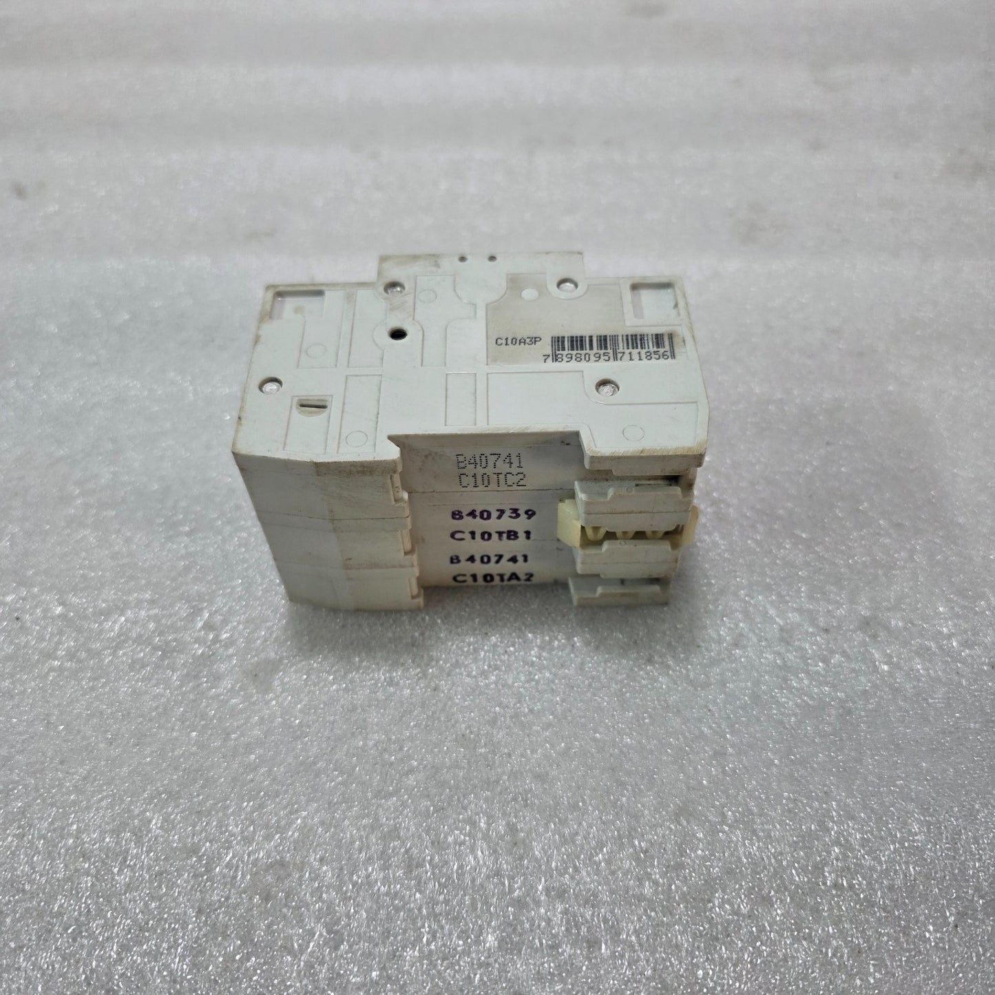 SIEMENS 5SY1 310-7 MINIATURE CIRCUIT BREAKER (MCB) 3-POLE 10A Type C (C10) 400V