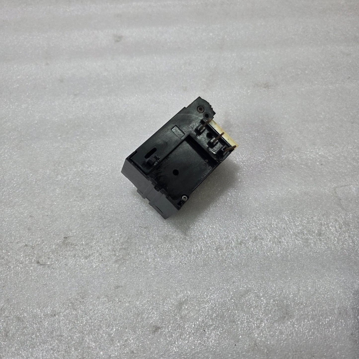 HYUNDAI HOR 1K 32 / HOR 1K32 THERMAL OVERLOAD RELAY 24A – 32A 1NO+1NC Up to 660V