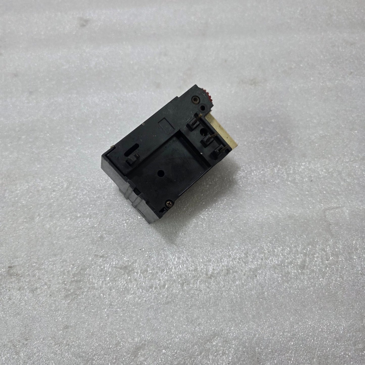 HYUNDAI ELECTRICAL HOR 1K / HOR 1K0.9 THERMAL OVERLOAD RELAY 0.5A – 5A 1NO+1NC