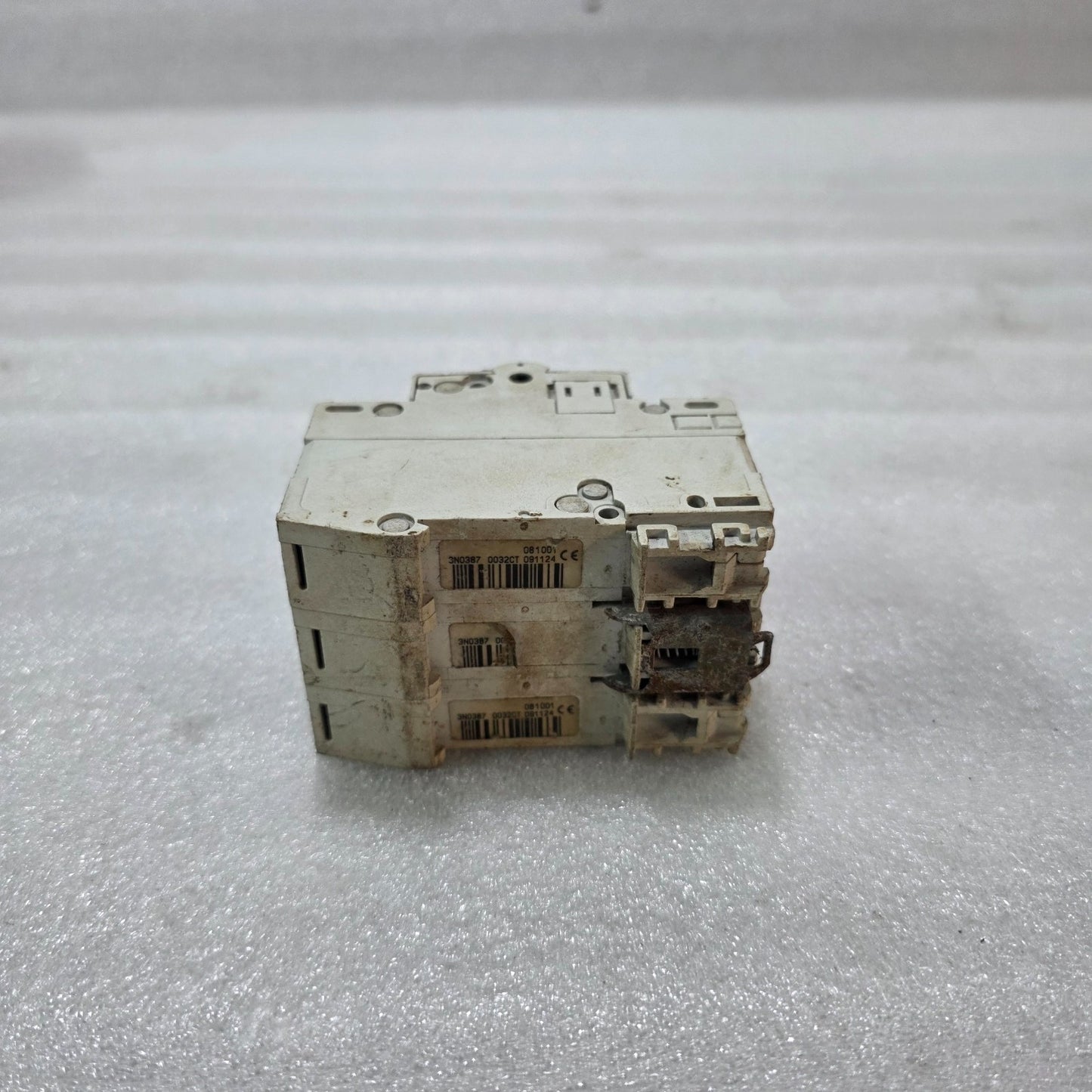 ELETROMAR WMN3C32 32A 3-POLE TYPE C MCB 415V 10kA INDUSTRIAL CIRCUIT BREAKER